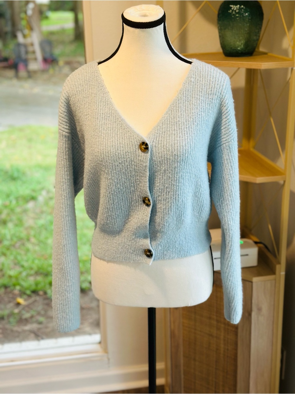 Forever 21 Cropped Light Blue V-Neck Button Cardigan Sweater - Small